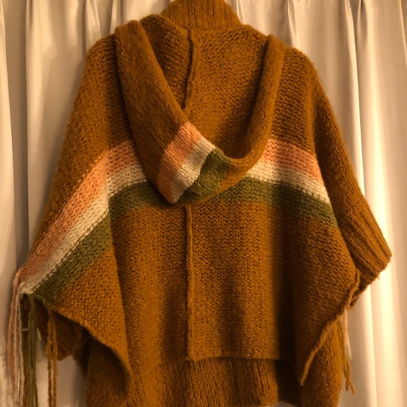 Free People Poncho Sweater - Picture 2 of 5